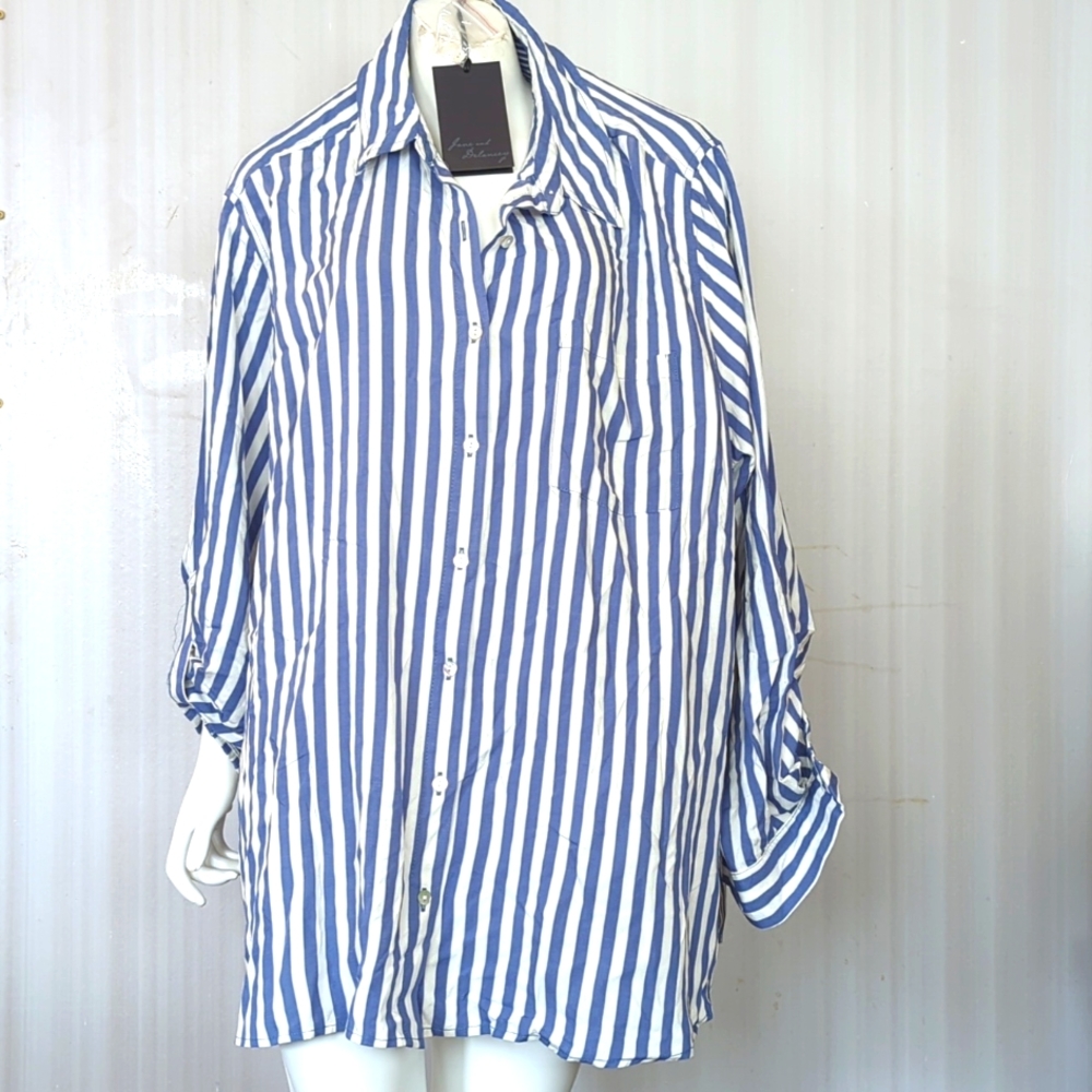 NWT Jane and Delaney Shirt